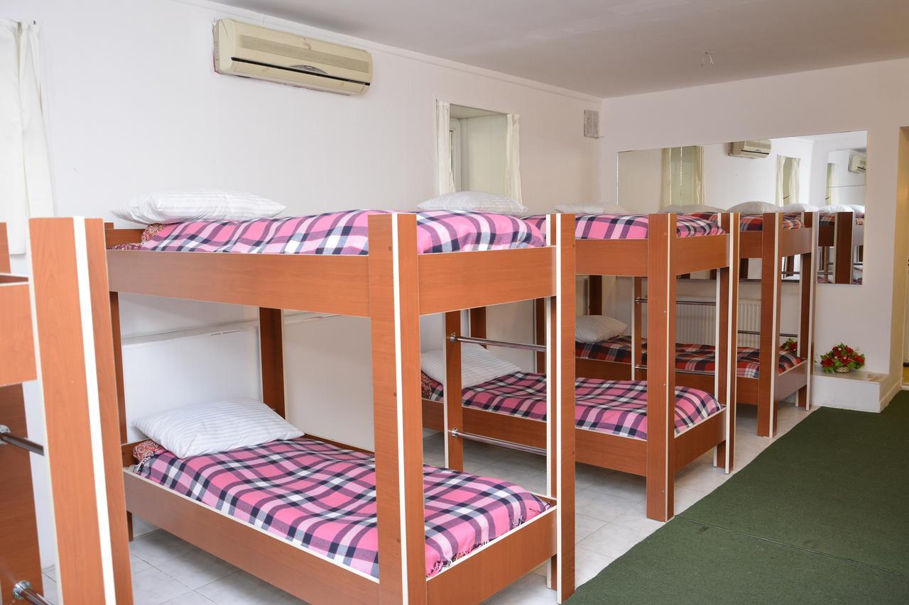 Baku Mint Hostel Bagian luar foto
