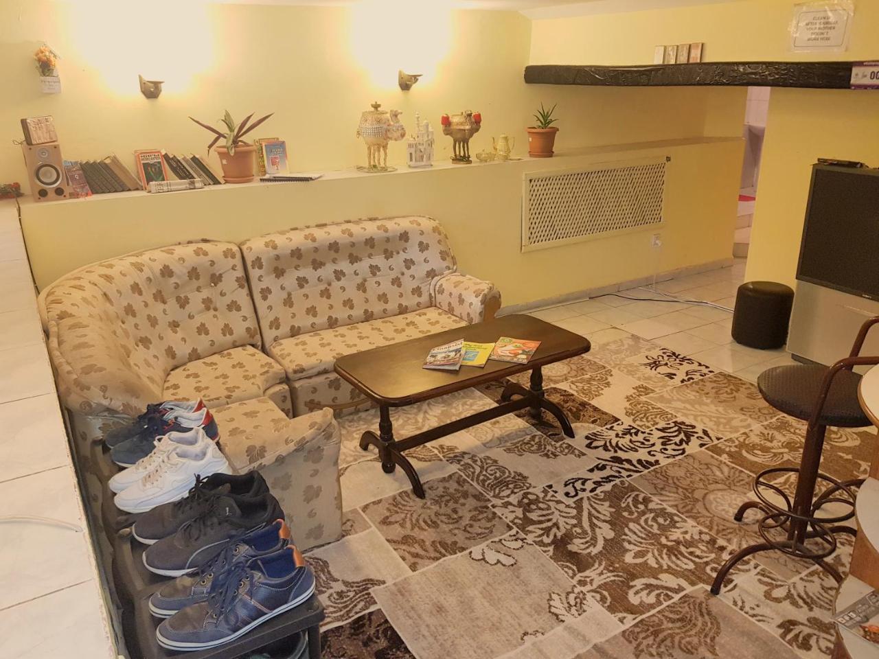 Baku Mint Hostel Bagian luar foto